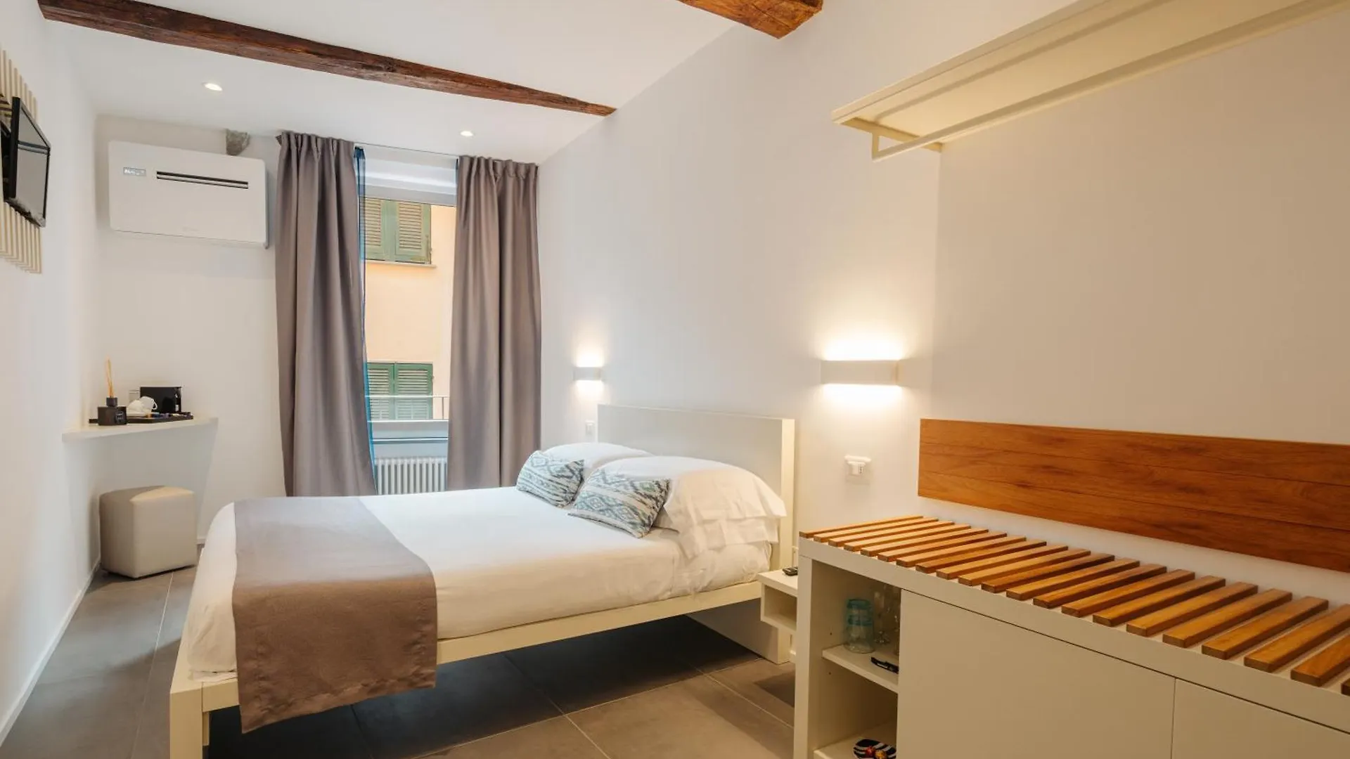 Oblo Portovenere Guesthouse 0*, Porto Venere